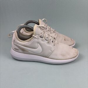 Nike Roshe Two Running Shoes Sneakers Women's Size 8 844931-100 White